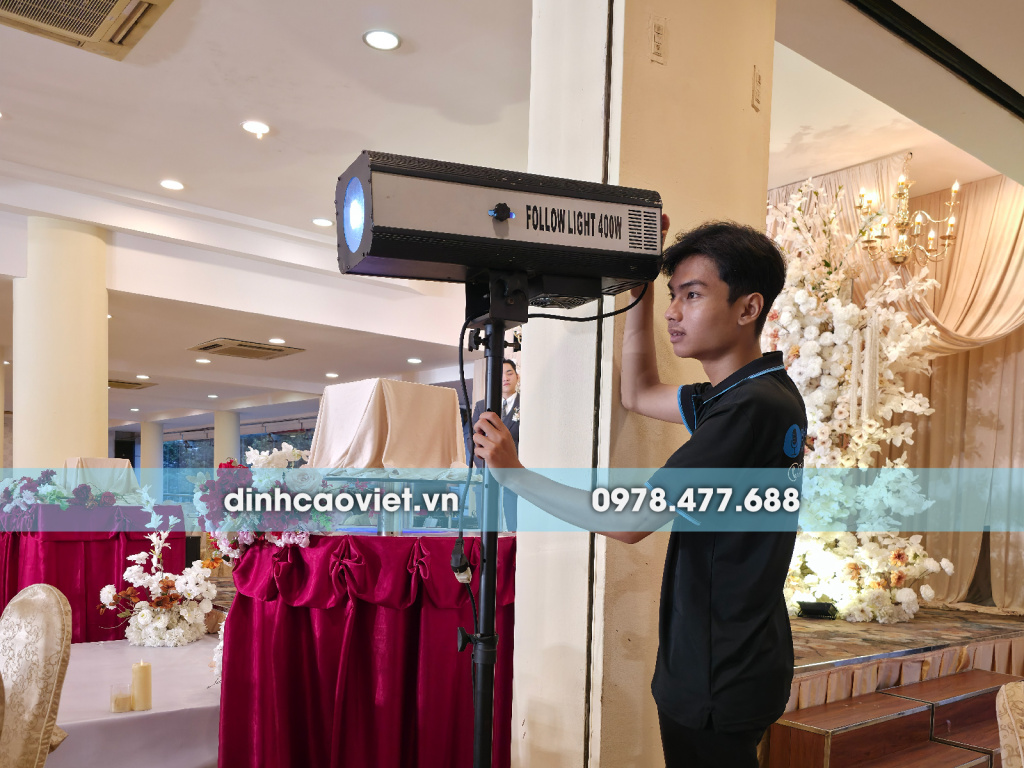 ANH-WEB 5-01.JPG