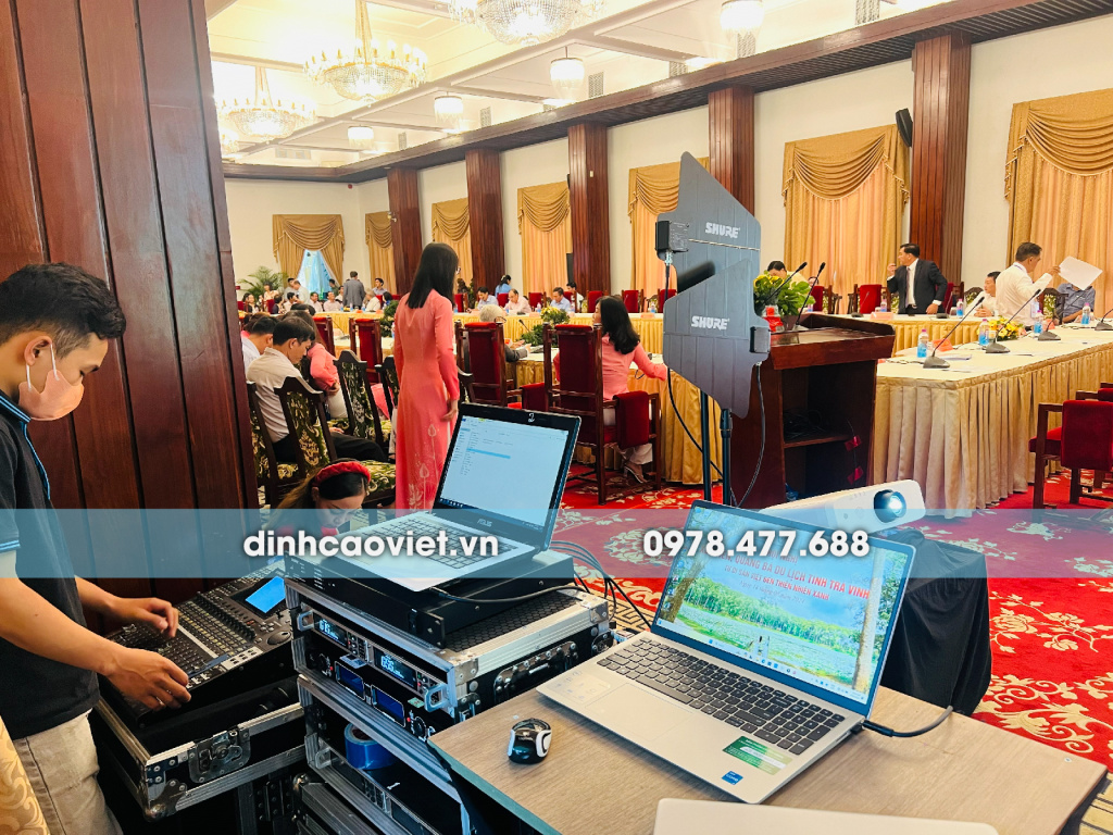 cho-thuê-âm-thanh-tại-Dinh-Độc-Lap-01.jpg