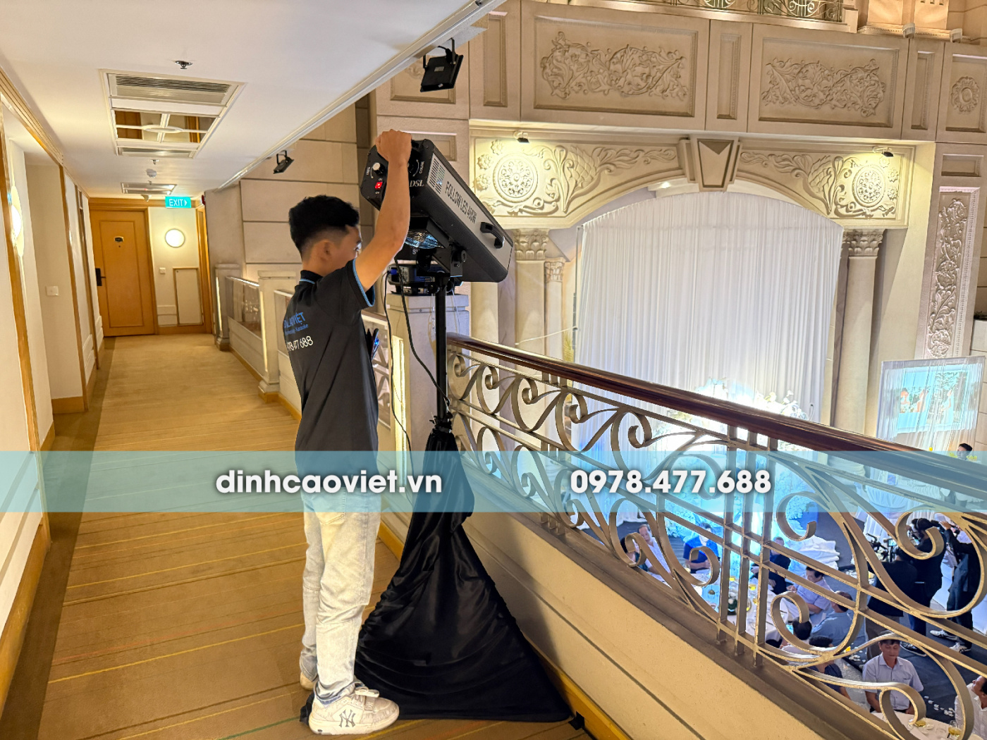Cho Thuê Đèn Follow Tại Thành phố Hồ Chí Minh